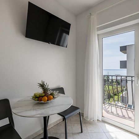 Mediterano Apartments Podstrana Eksteriør billede