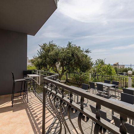 Mediterano Apartments Podstrana Eksteriør billede