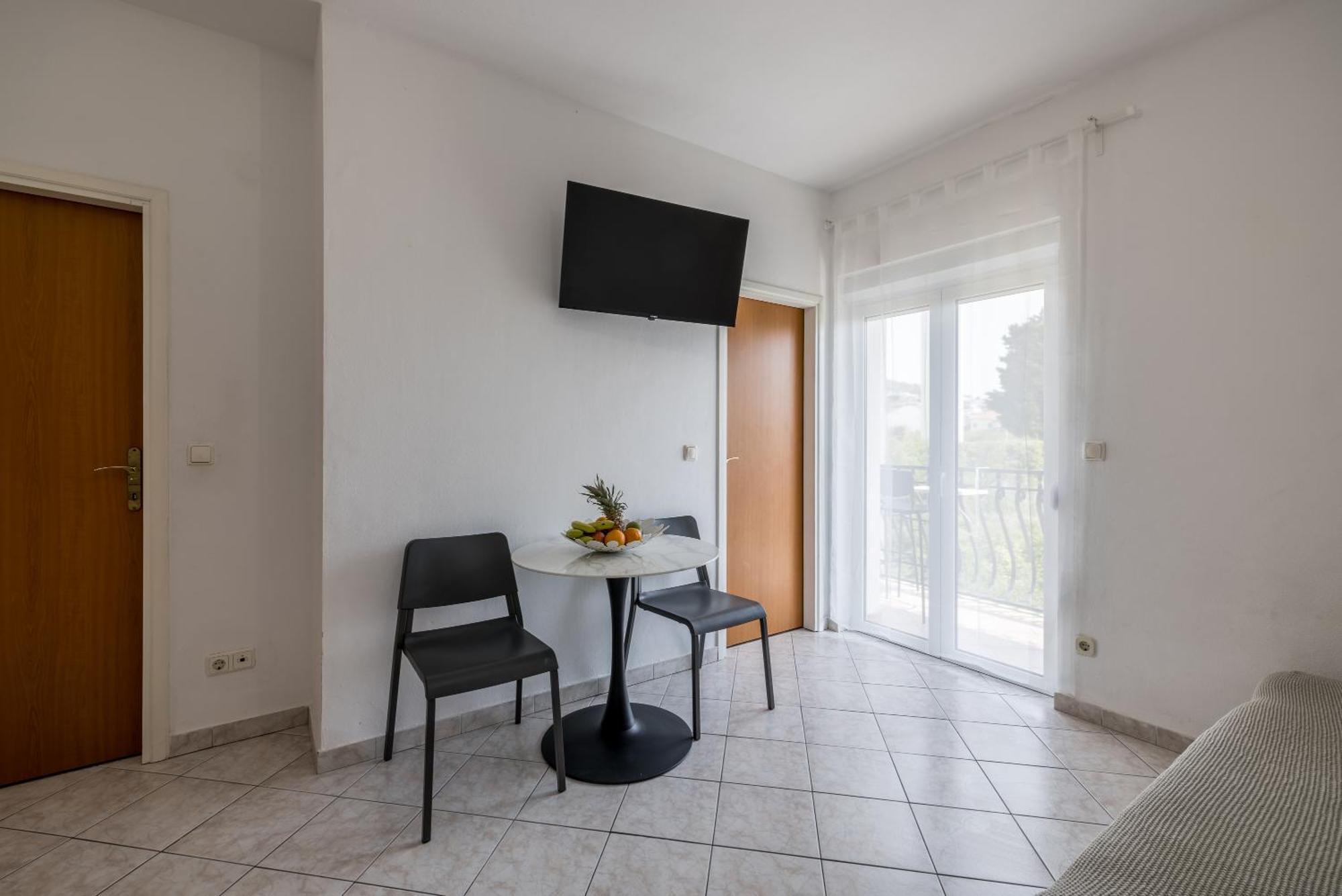 Mediterano Apartments Podstrana Eksteriør billede