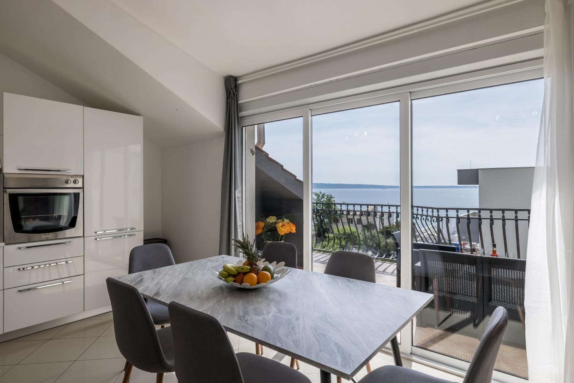 Mediterano Apartments Podstrana Eksteriør billede