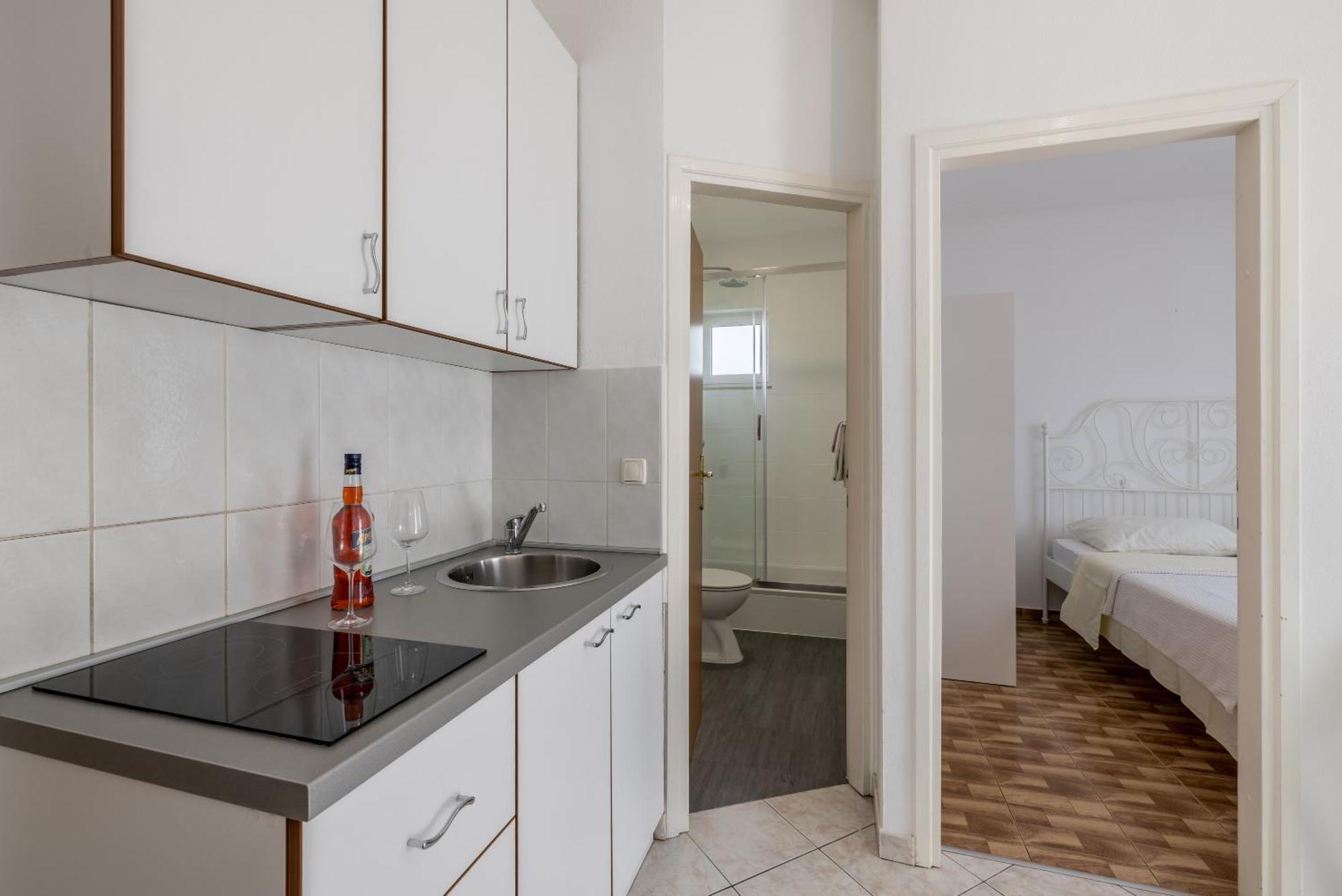 Mediterano Apartments Podstrana Eksteriør billede