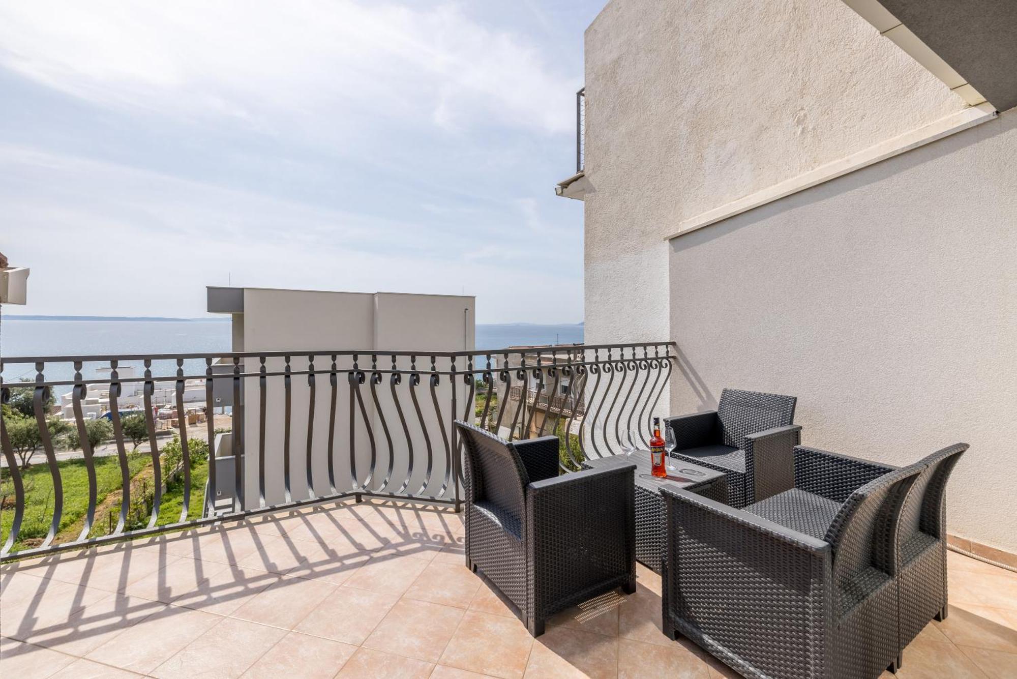 Mediterano Apartments Podstrana Eksteriør billede