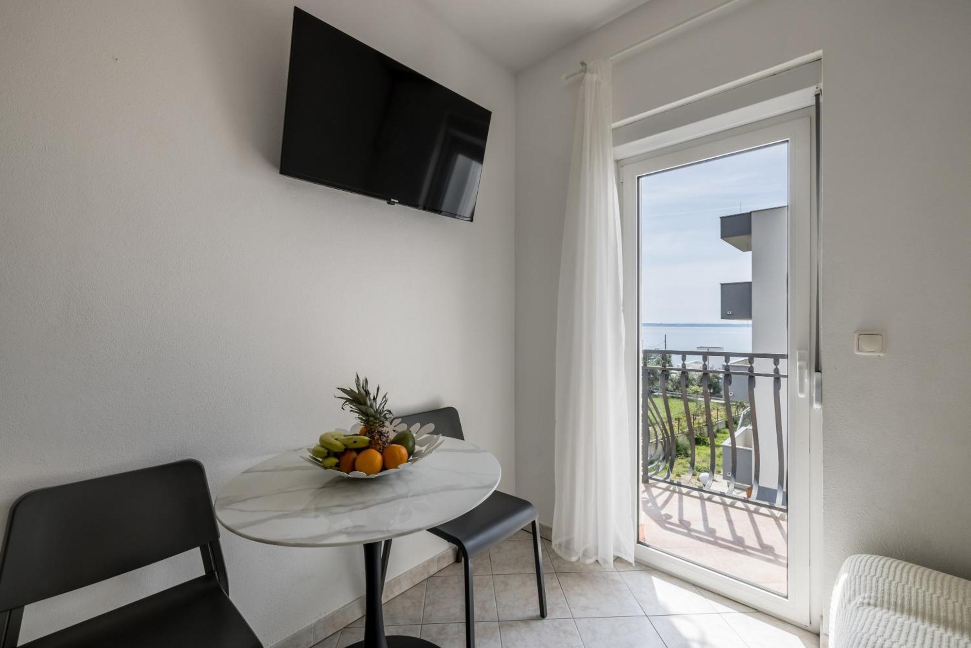 Mediterano Apartments Podstrana Eksteriør billede