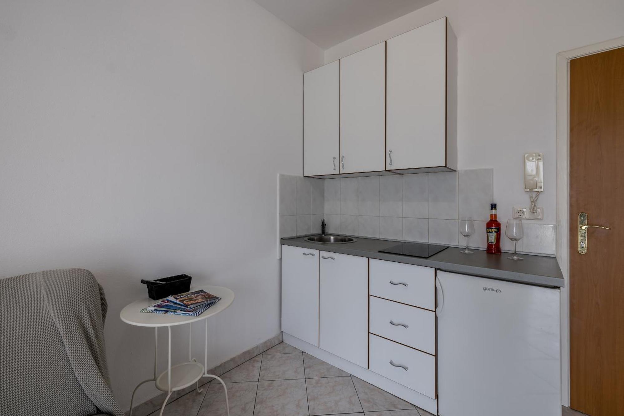Mediterano Apartments Podstrana Eksteriør billede